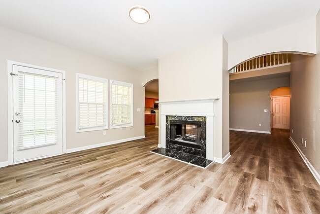 Building Photo - 514 Anglewood Trace