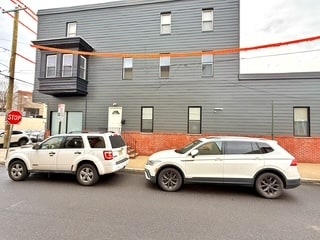 Building Photo - 1814 S 13th St