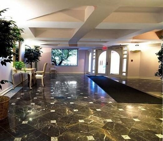 Building Photo - 1933 Commonwealth Ave