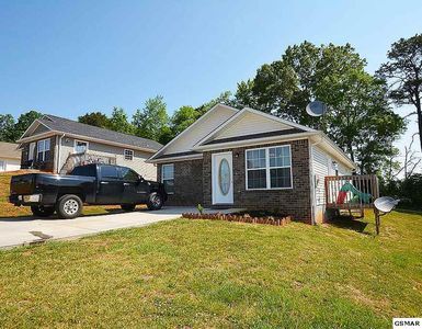 Foto principal - 1758 Watauga St