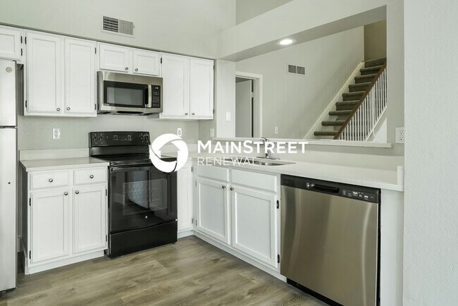 Foto del edificio - 4 Bedroom Pet-Friendly Home in Phoenix, AZ...
