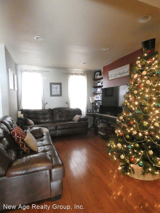 Foto del edificio - 3 br, 2 bath House - 1914 Latona Street