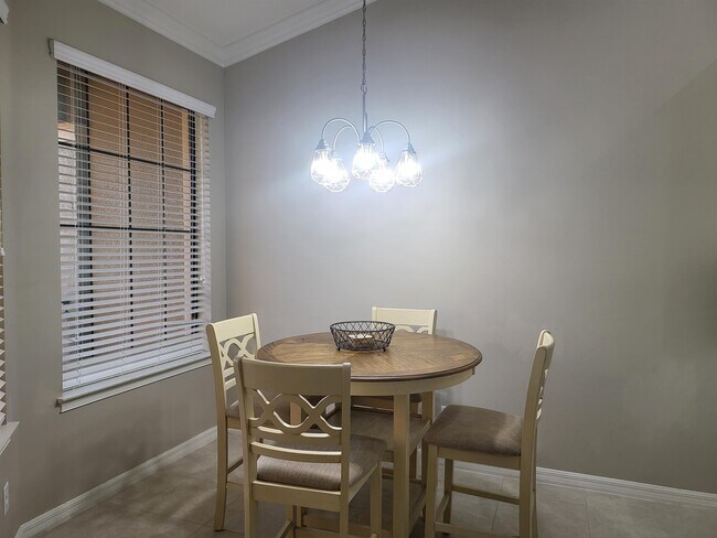 Building Photo - 9441 Benvenuto Ct