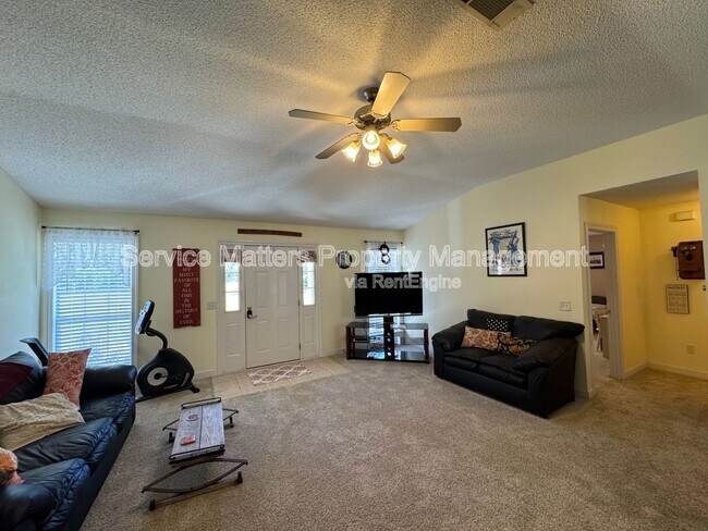 Building Photo - 6277 Pansy Dr