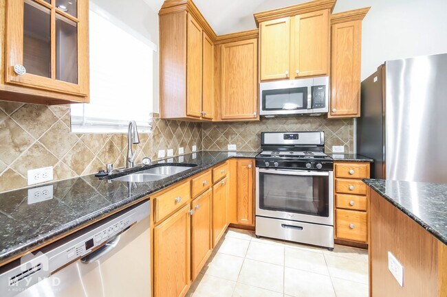 Foto del edificio - 4709 Meadow Way Dr