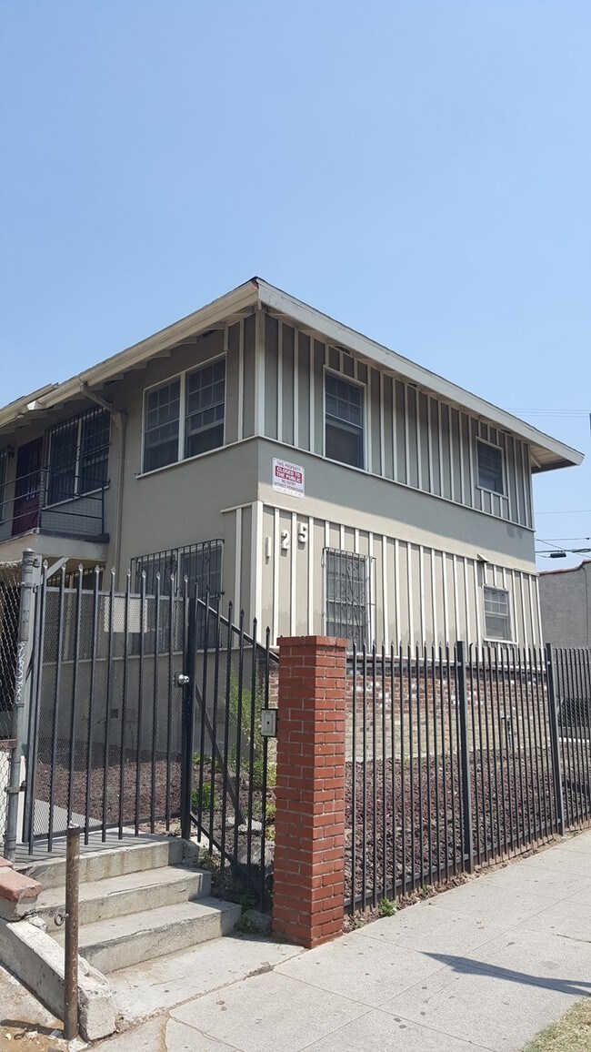 Building Photo - 125 S Union Pl