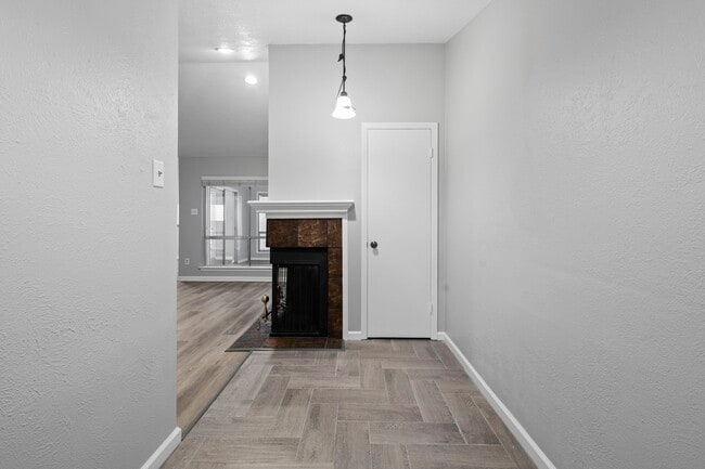 Building Photo - 8268 Heartfield Ln