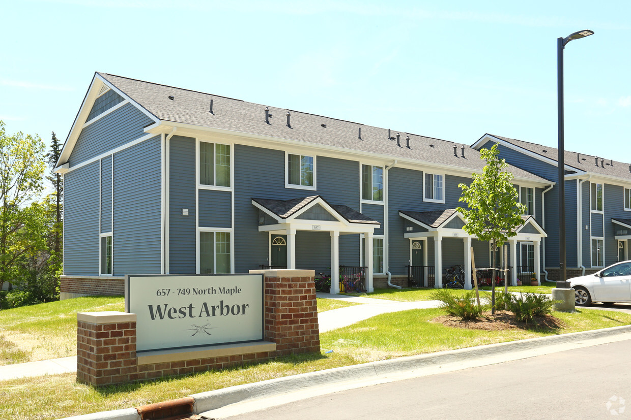 Building Photo - West Arbor