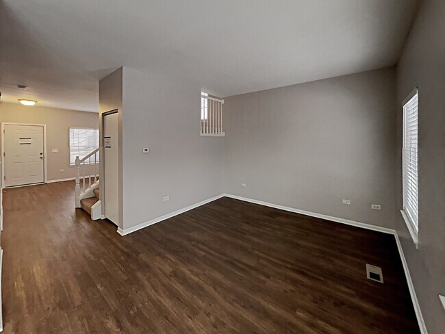 Building Photo - 1416 Dahlgren Lane