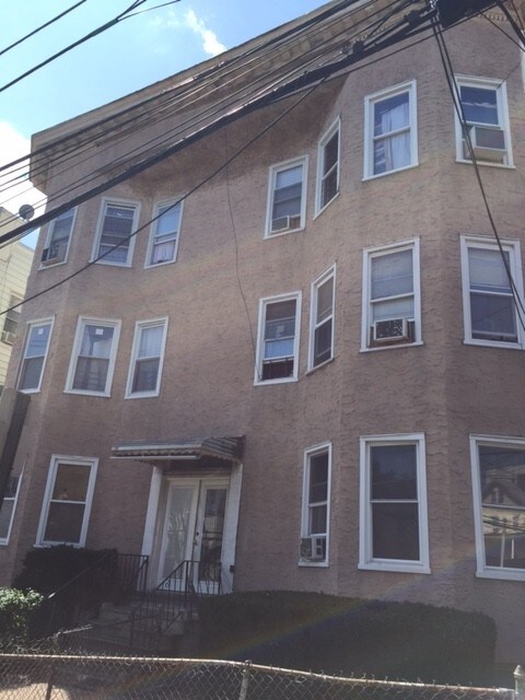 Building Photo - 6 N 10th Ave