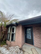 Building Photo - 2823 Shannon Oak Ct