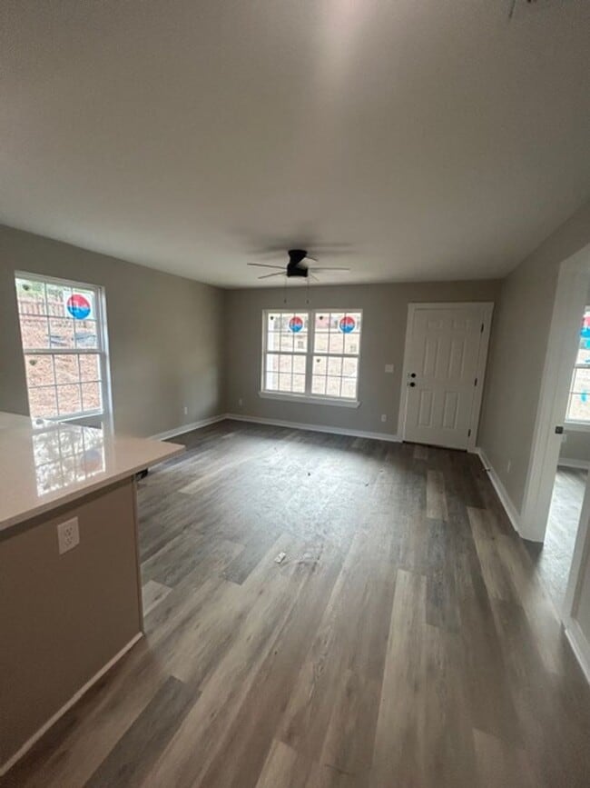 Building Photo - 2 Bed 2 bath new construction