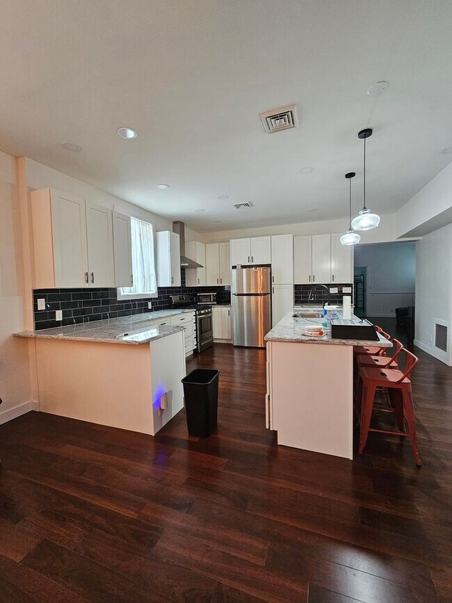 Foto del edificio - 629 Locust St