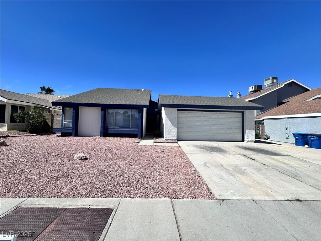 Foto principal - 7130 Mountain Moss Dr