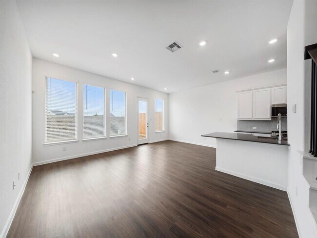 Building Photo - 5635 Foggy Vine Ct
