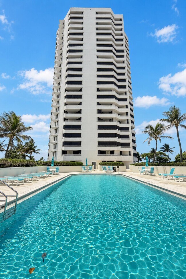 Building Photo - 5080 N Ocean Dr
