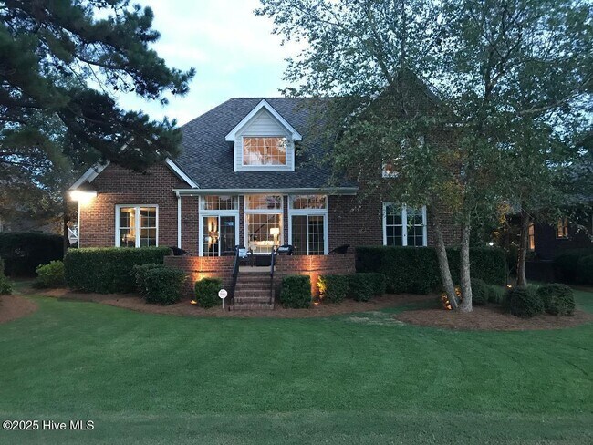 Building Photo - 2105 Lytham Ct