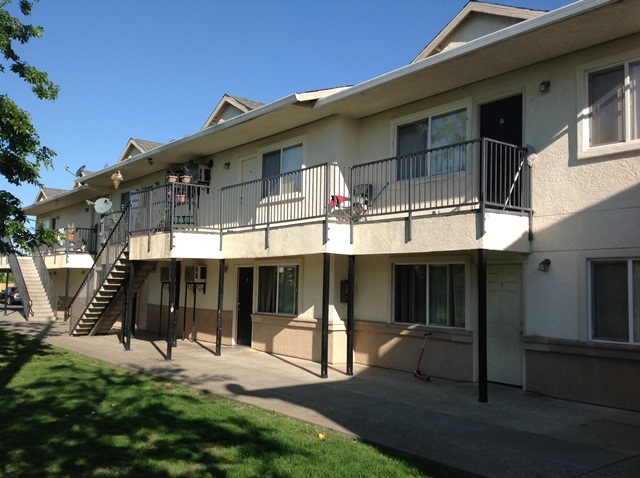 Primary Photo - Casa Villa Apartments