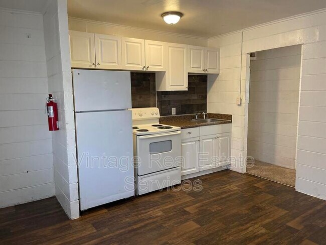 Foto del edificio - 843 Union St S