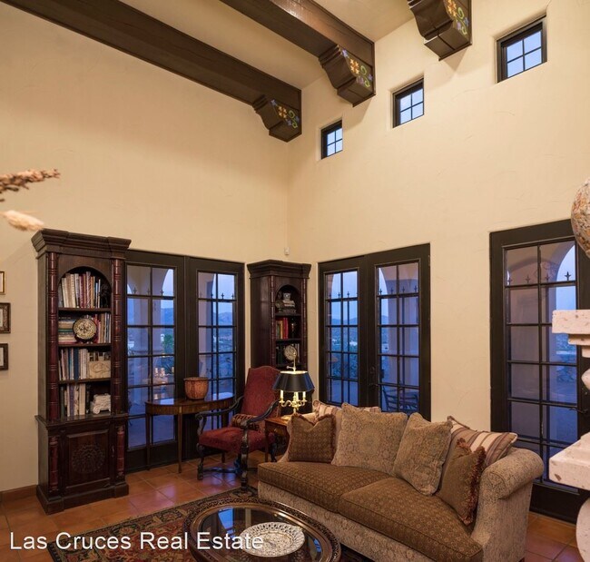 Building Photo - 3 br, 3.5 bath House - 5651 Camino Escondida