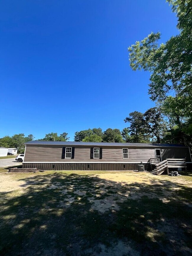 Foto del edificio - 5613 Hardwick Ln
