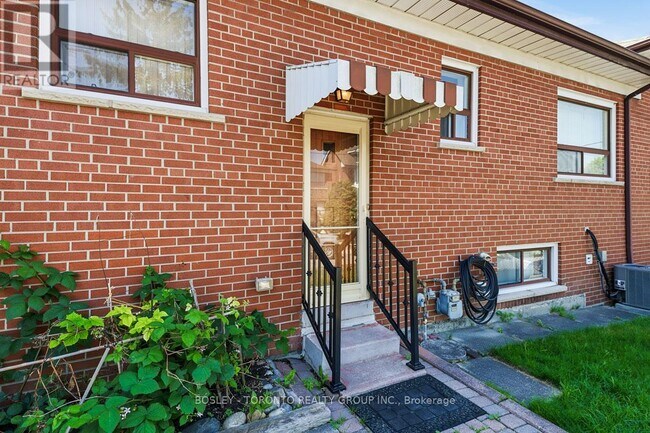 Photo du bâtiment - 146 Earlscourt Ave