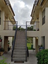 Building Photo - 11128 Royal Palm Blvd