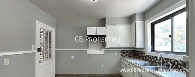 Building Photo - 3400 Hadley Rd