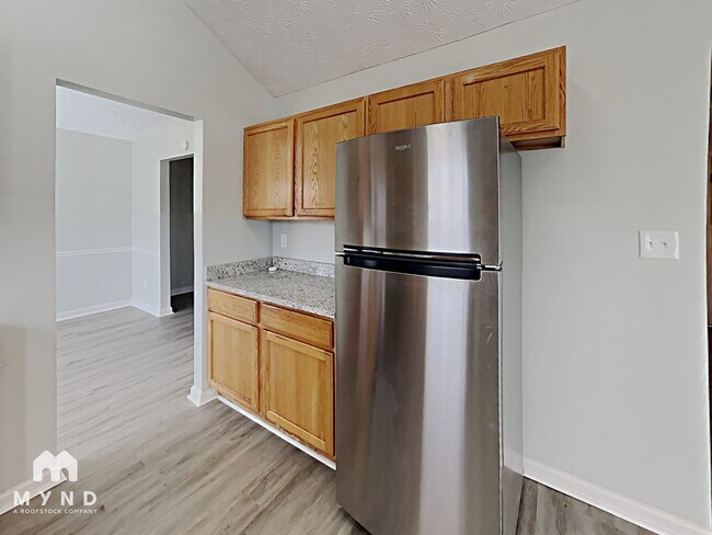 Foto del edificio - 2079 Sugar Creek Falls Ct
