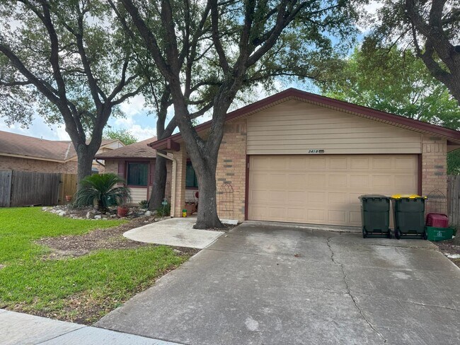Foto del edificio - 3418 Meadowhead Dr