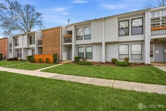 Building Photo - 7 Dennison Dr