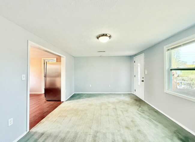 Foto del edificio - 7150 79th St N