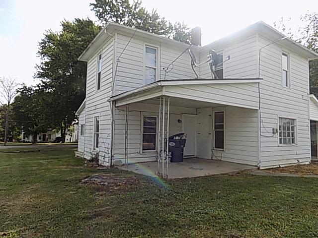 Primary Photo - 225 N Bridge St