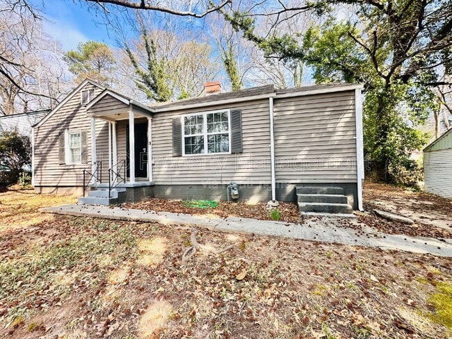 Building Photo - 1435 Lynford Dr SW