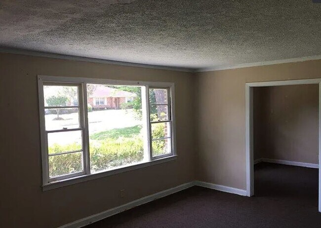 Foto del edificio - Cozy 3 Bed, 2 Bath Single Family Home in Montgomery, AL - $1,250/mo