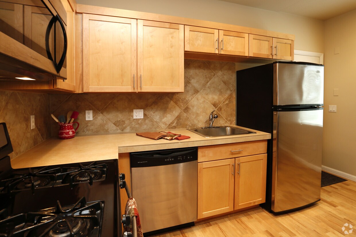 Tabor Pointe Apartments Portland, OR