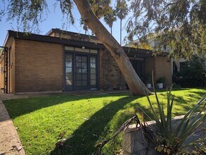 Building Photo - 944 Maltman Ave