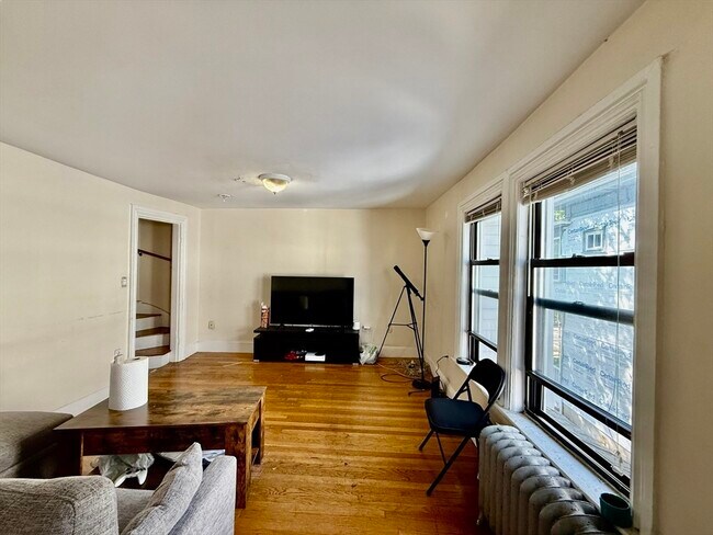 Foto del edificio - 48 Allston St
