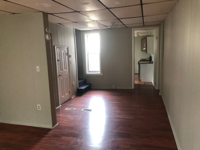 Building Photo - 433 Minor St
