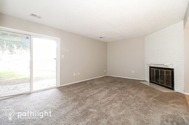 Building Photo - 1051 Dorset Dr