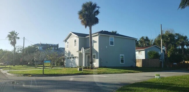 Foto del edificio - 601 14th Ave S
