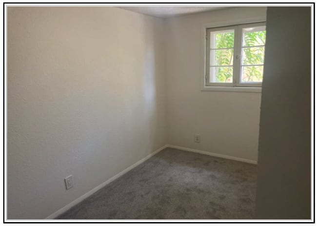 back bedroom - 1520 Tamarac St