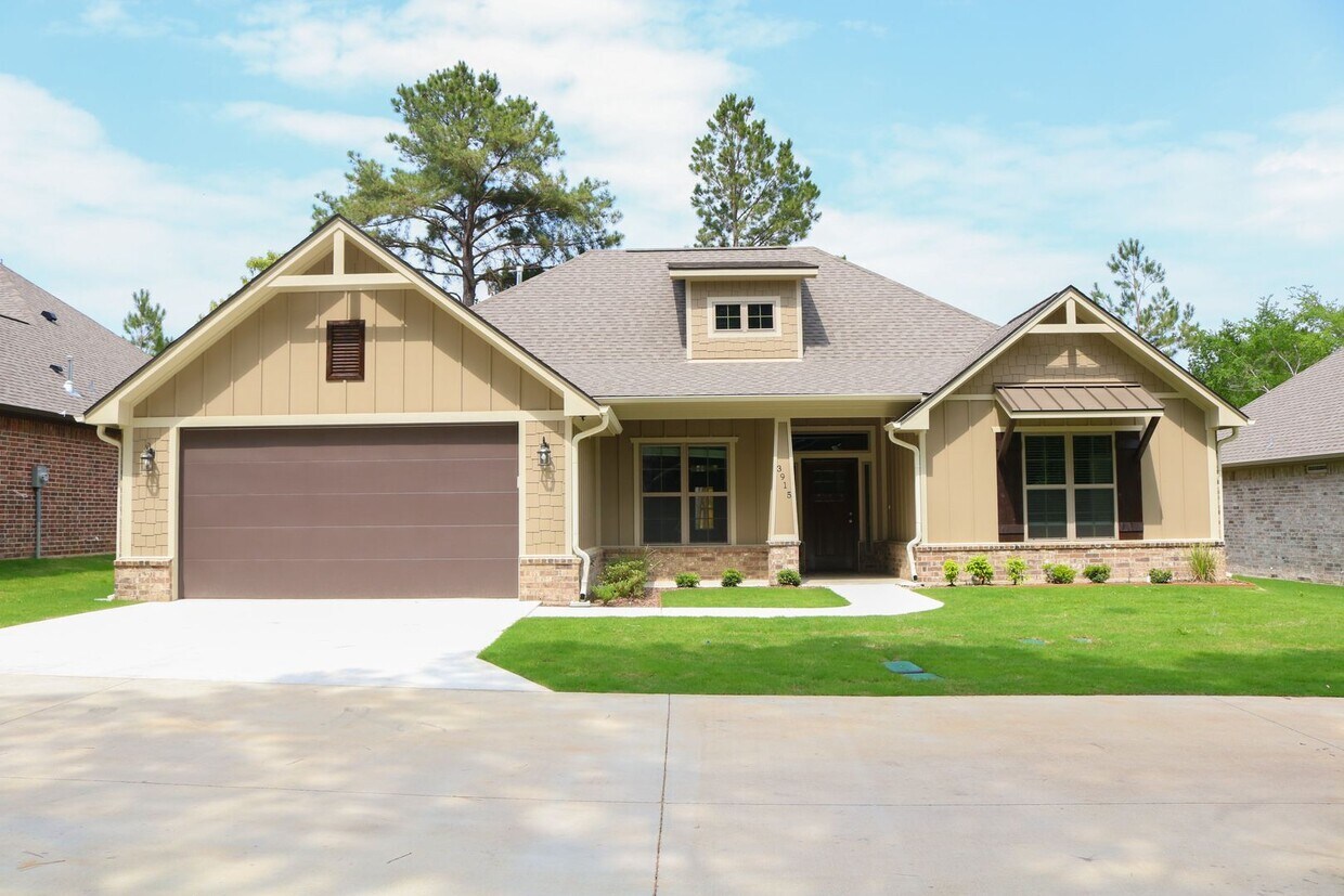 Foto principal - 3915 Old Omen Rd