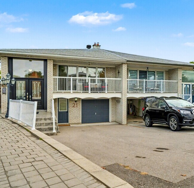 Building Photo - 21 Tillplain Rd