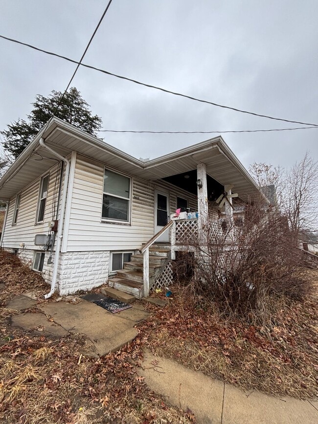 Building Photo - 5817 S Adams St