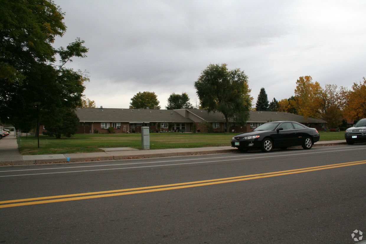 Foto principal - Silver Leaf I & II Apartments