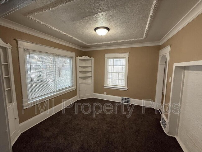 Building Photo - 2712 N 40th St