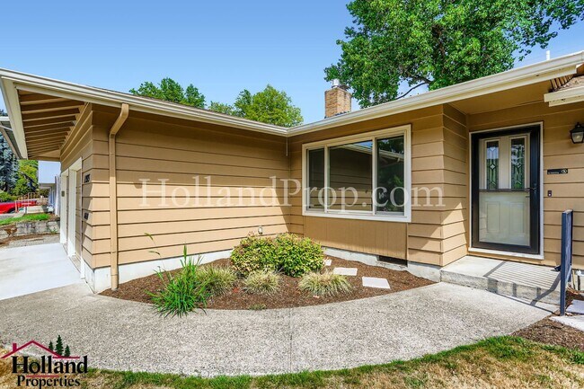 Foto del edificio - Charming Single-Level 3-Bedroom Home with ...