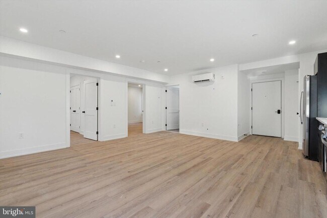 Building Photo - 808 N 3rd St