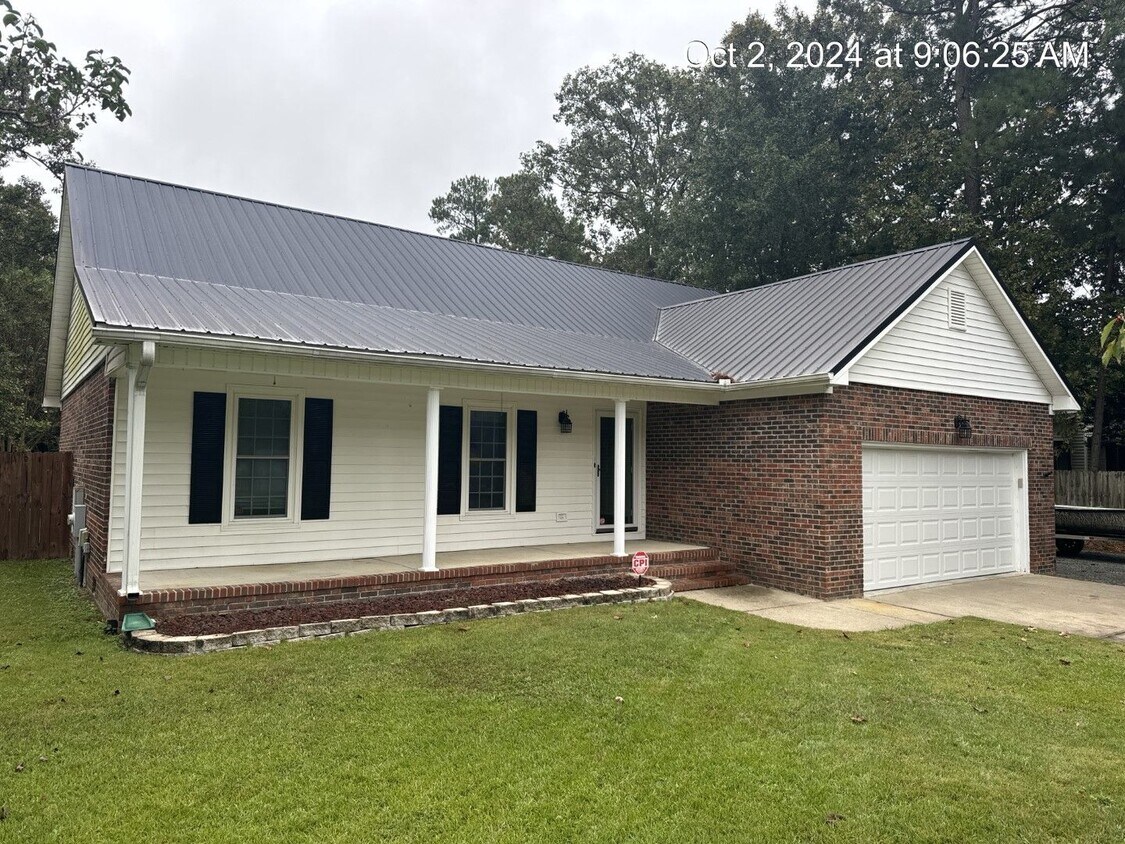 Primary Photo - 341 Greentree Dr